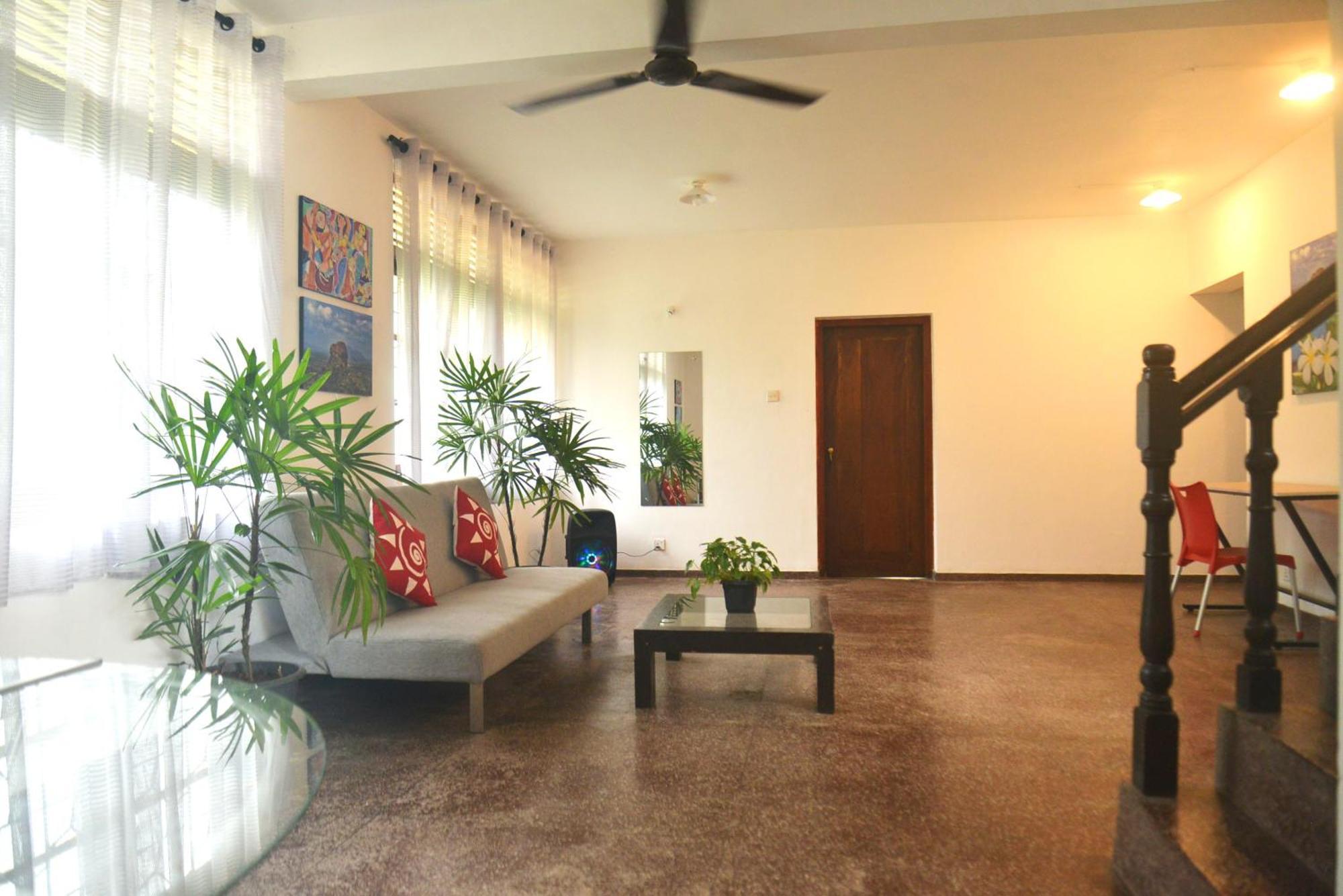 Hostel Mon Reve, Unawatuna Luaran gambar